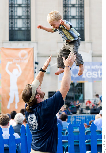 Ann Arbor Summer Festival 2007 | The little boy was all too thrilled to help me get my shot.