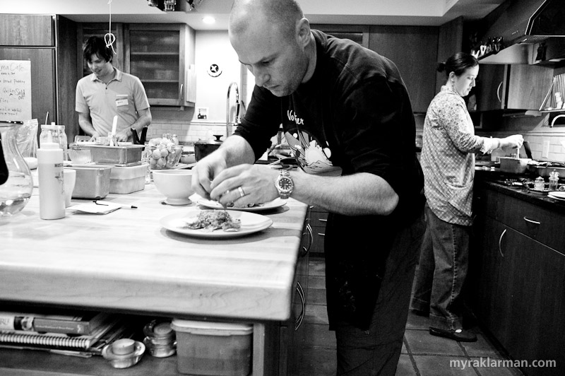 Selma Café: March 6, 2009 | Each week features a guest chef who works with seasonal, local ingredients. Today, diners enjoyed chef Scott MacInnis’s delicious creations. I can personally vouch for the bread pudding!