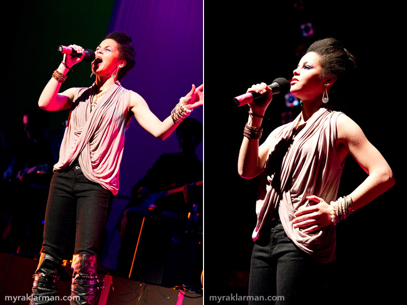 FutureStars 2011 | It was wonderful to see Dorothy Yarrington (Pioneer ’08), the FutureStars winner in 2008, return to the Schreiber Auditorium stage accompanied by Ashley Park (Pioneer ’09, U-M Musical Theater ’13) and her sister Sadie Yarrington (Pioneer ’07, U-M Dance ’11). Her performance of Firework was truly breathtaking.